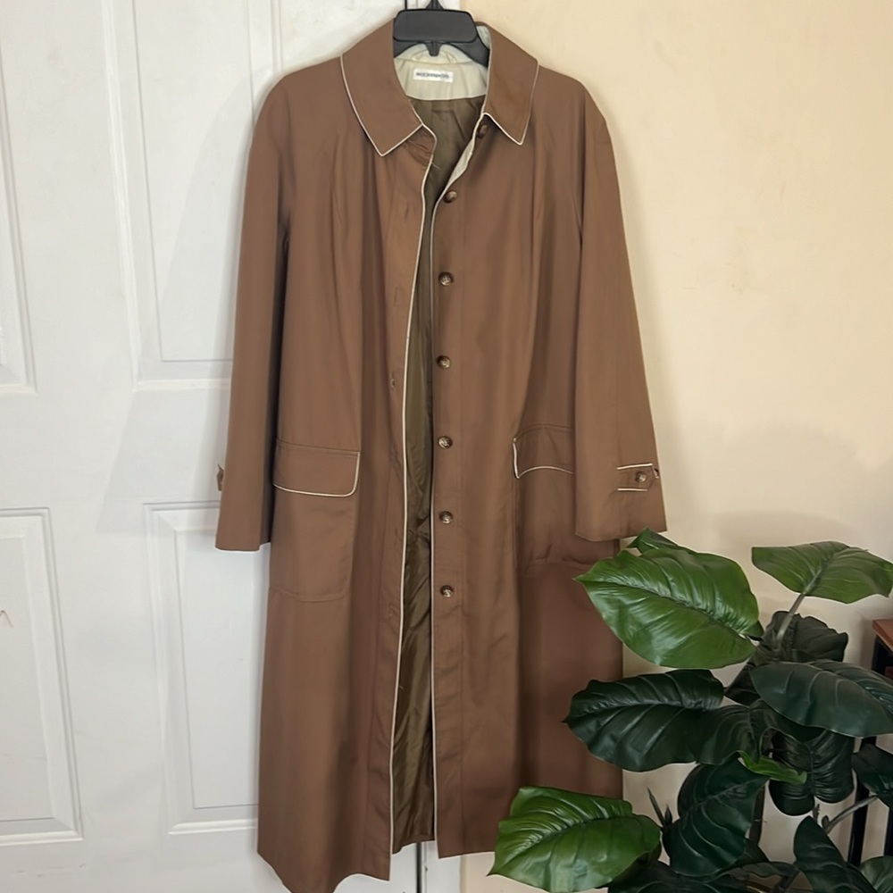 Rain Shedder Vintage Trench Coat Size‎ L